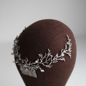 Gold bridal hair circlet piece